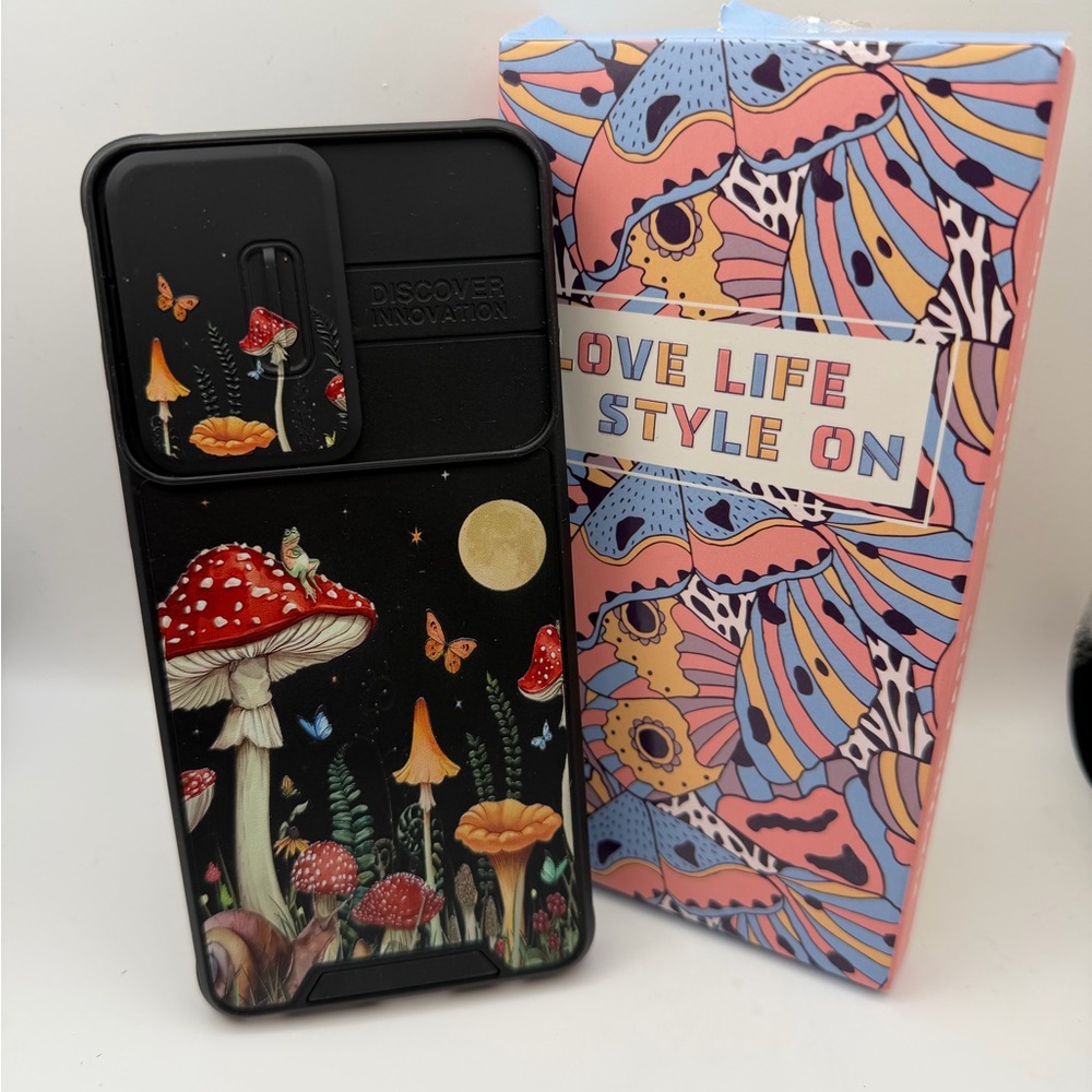 Black Phone Case with Mushroom Design for Moto G Stylus 5G phone. New